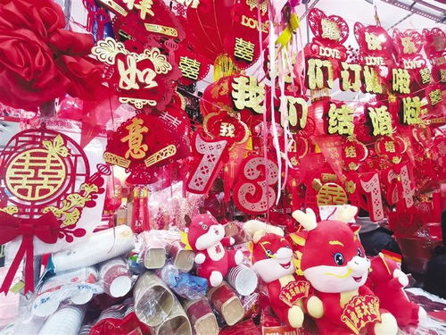 年底结婚潮引爆甜蜜经济 兰州不少酒店已订完 婚庆用品销售火爆